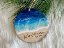 Load image into Gallery viewer, Personalized Beach Scene Resin Ornament, Custom Family Name Decor, Coastal Art Holiday Gift
