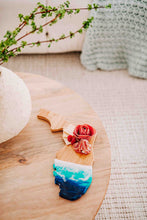 Load image into Gallery viewer, State Shaped Cheeseboard