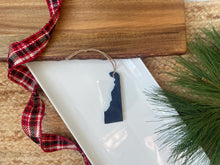 Load image into Gallery viewer, Delaware ornament