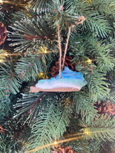 Load image into Gallery viewer, Kentucky ornament