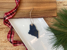 Load image into Gallery viewer, Maine ornament