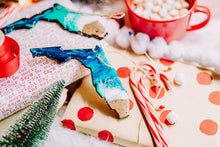 Load image into Gallery viewer, Christmas Ornament, State Shaped Beach Tree Decor