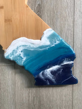 Load image into Gallery viewer, California Shaped Beach Resin Art Cheeseboard