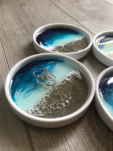 Load image into Gallery viewer, Beach Resin Trinket Ring Dish