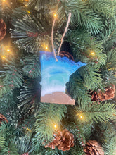 Load image into Gallery viewer, Minnesota ornament
