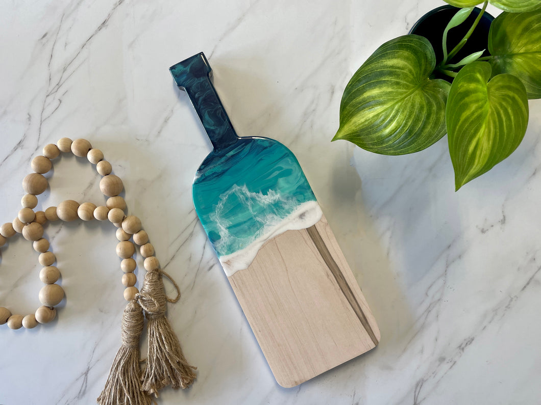 Wine Bottle Cheeseboard with Handle, Beach Resin Art Serving Tray