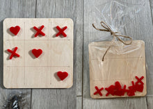 Load image into Gallery viewer, Valentine Tic Tac Toe
